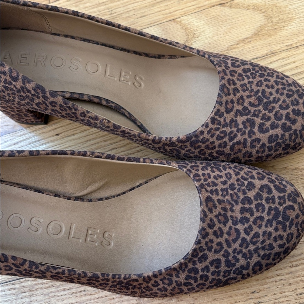 AEROSOLES Leopard Print Heels - Picture 8 of 8